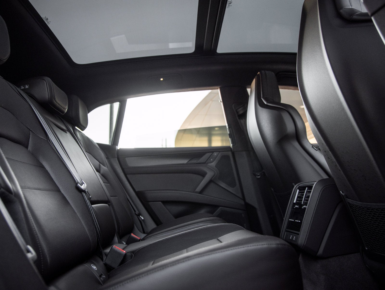 2026 Porsche Cayenne Cayenne Turbo Electric