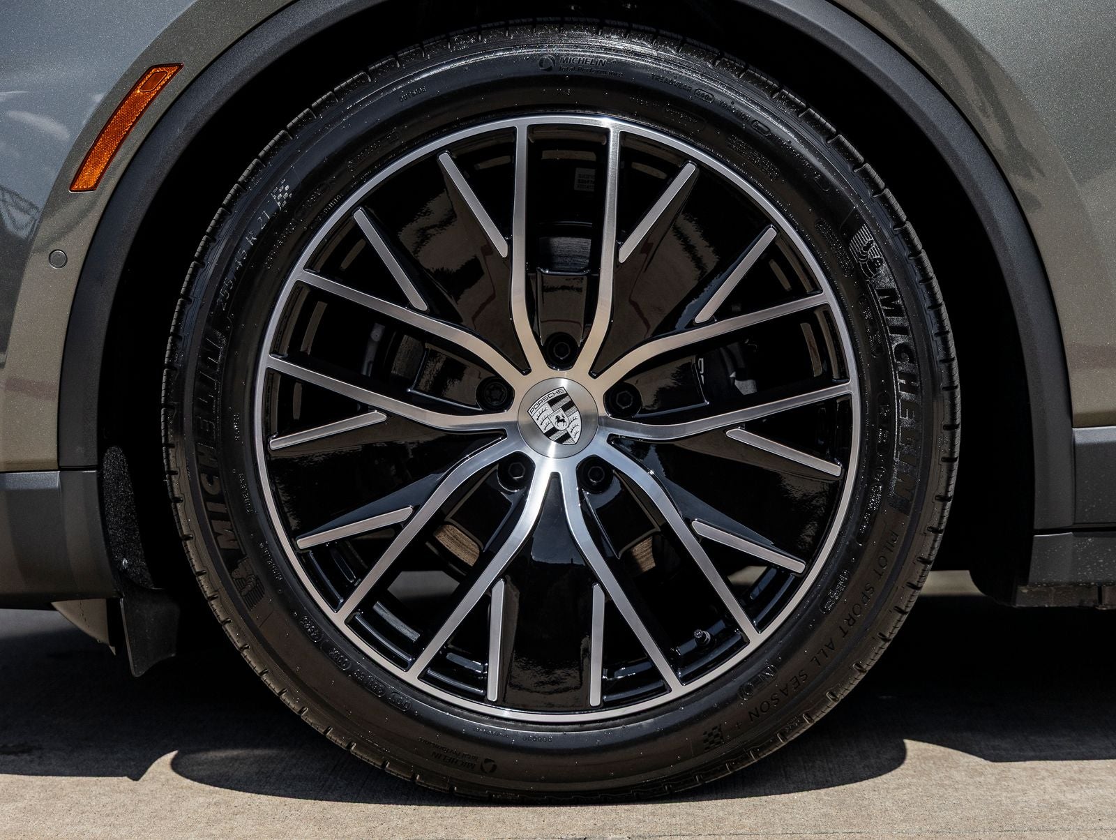 2026 Porsche Macan Macan Electric