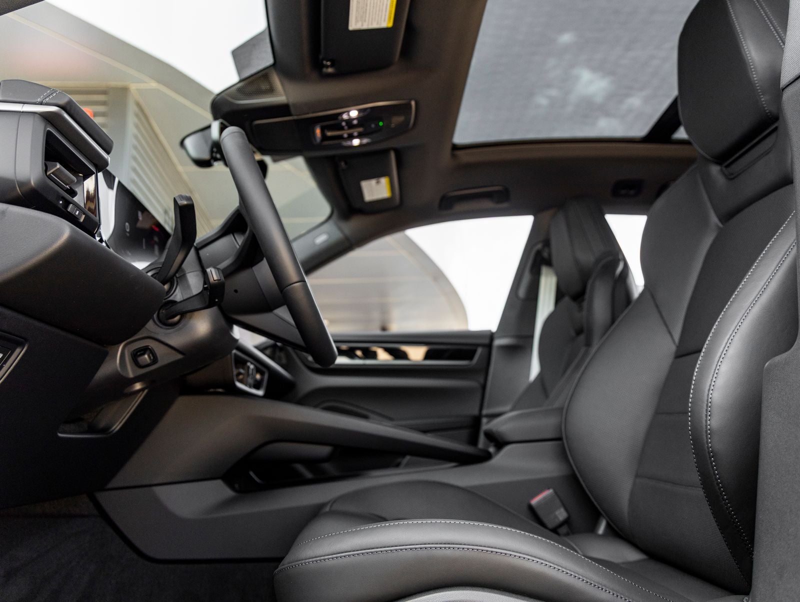 2026 Porsche Macan Macan Electric