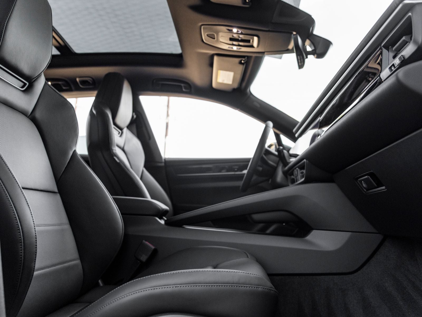2026 Porsche Macan Macan Electric
