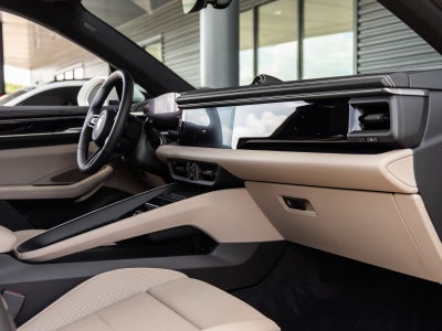 2025 Porsche Macan Electric