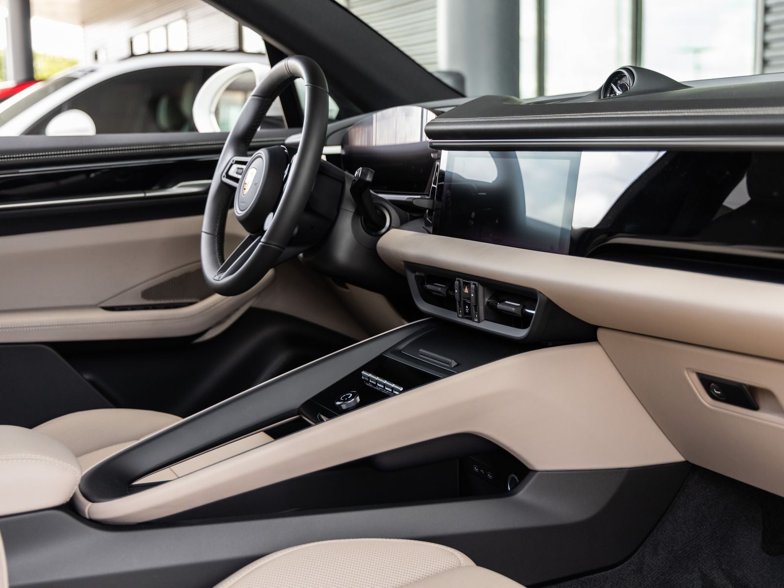 2025 Porsche Macan Electric