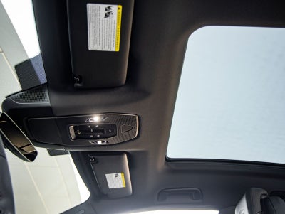 2025 Porsche Macan Electric