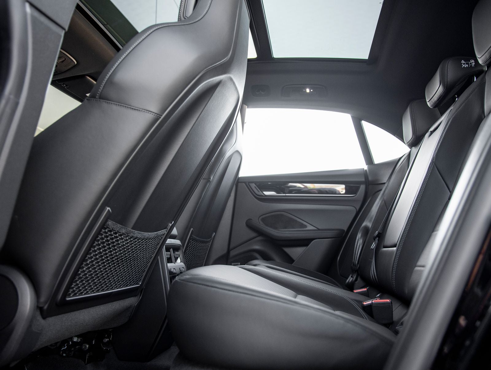 2025 Porsche Macan Electric