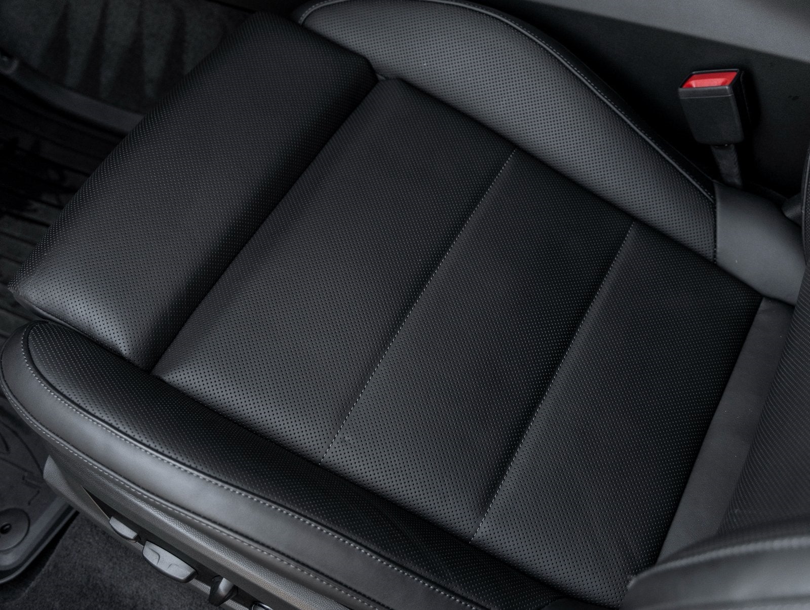 2025 Porsche Macan Electric Macan Electric