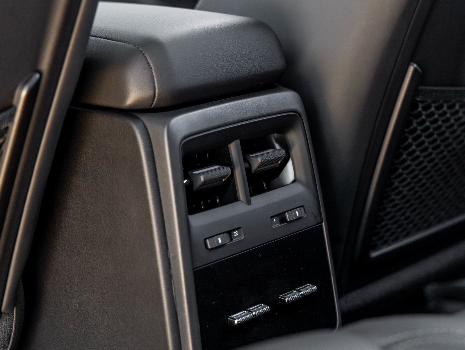 2025 Porsche Macan Electric Macan Electric