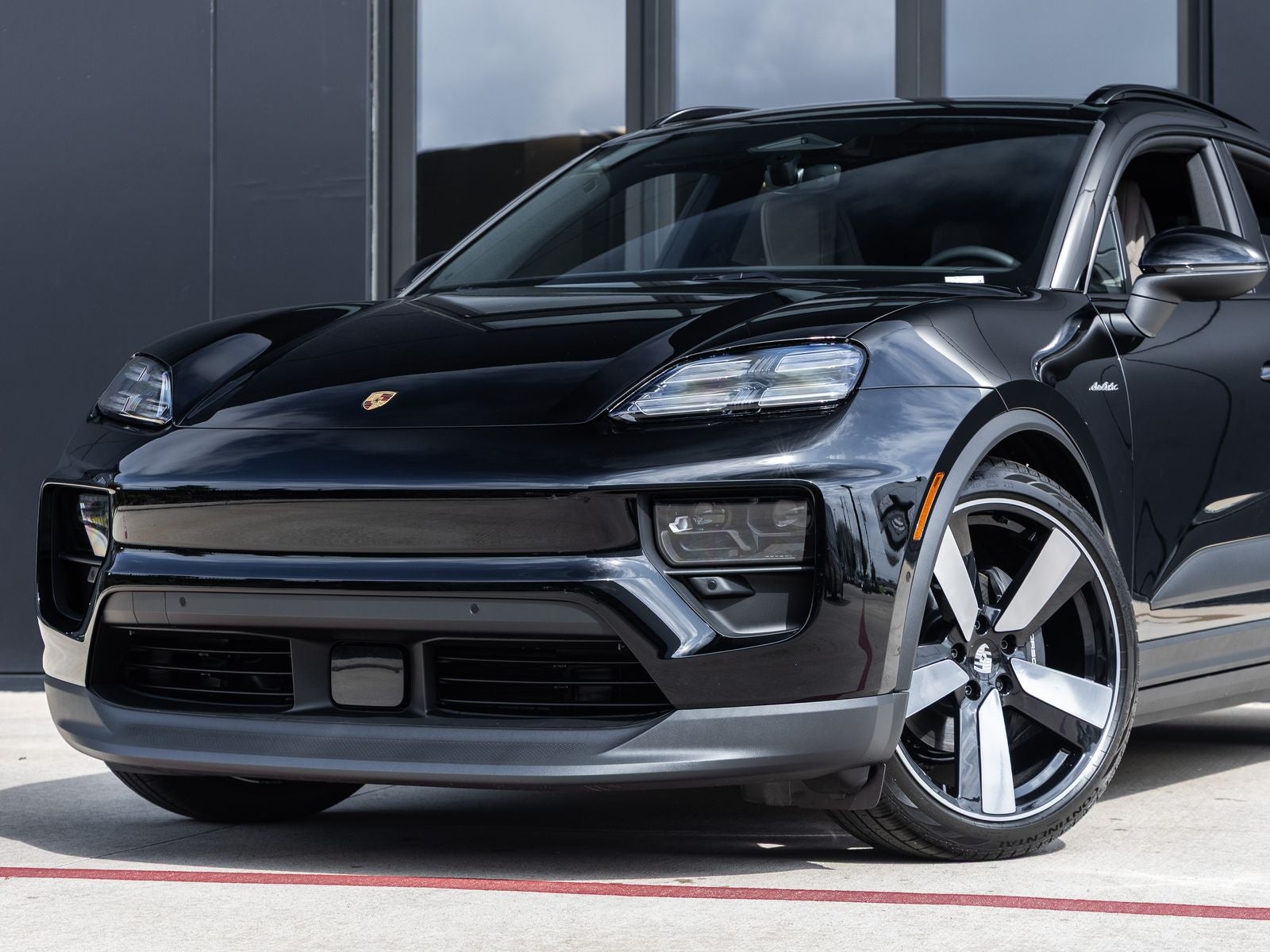 2025 Porsche Macan Macan Electric