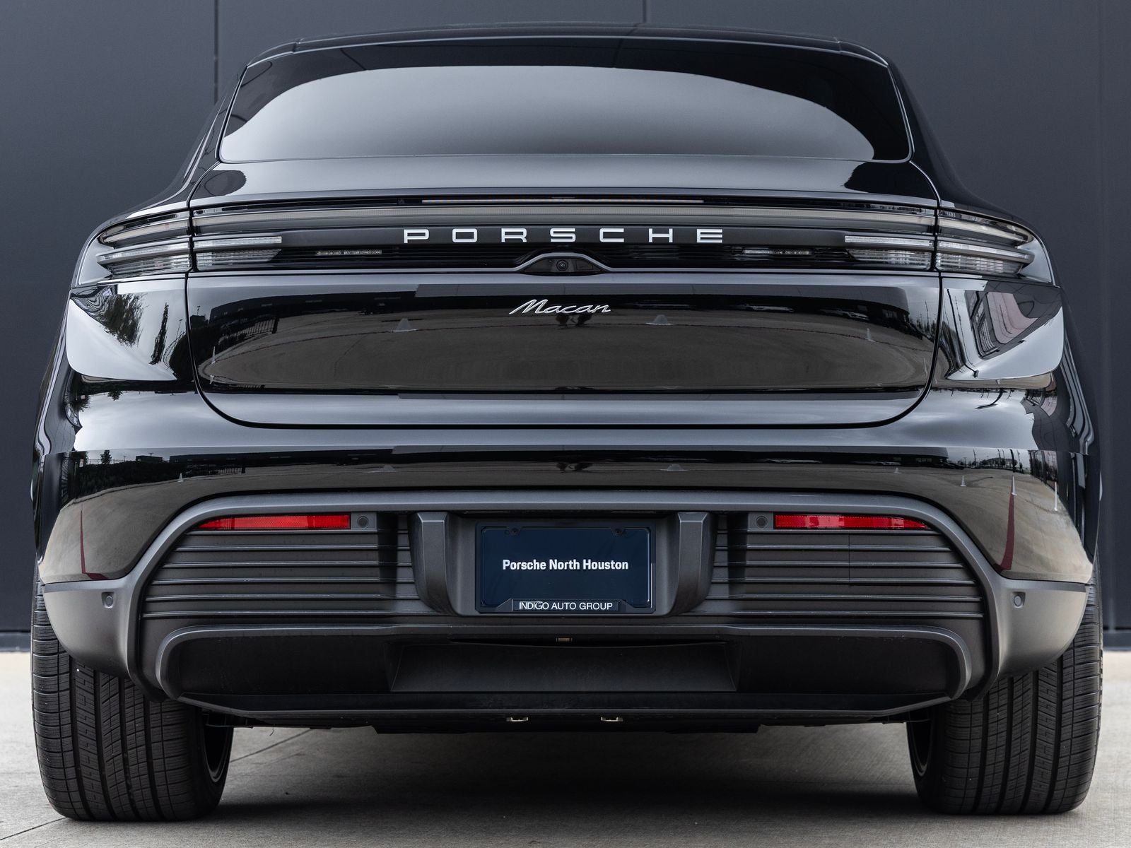 2025 Porsche Macan Electric