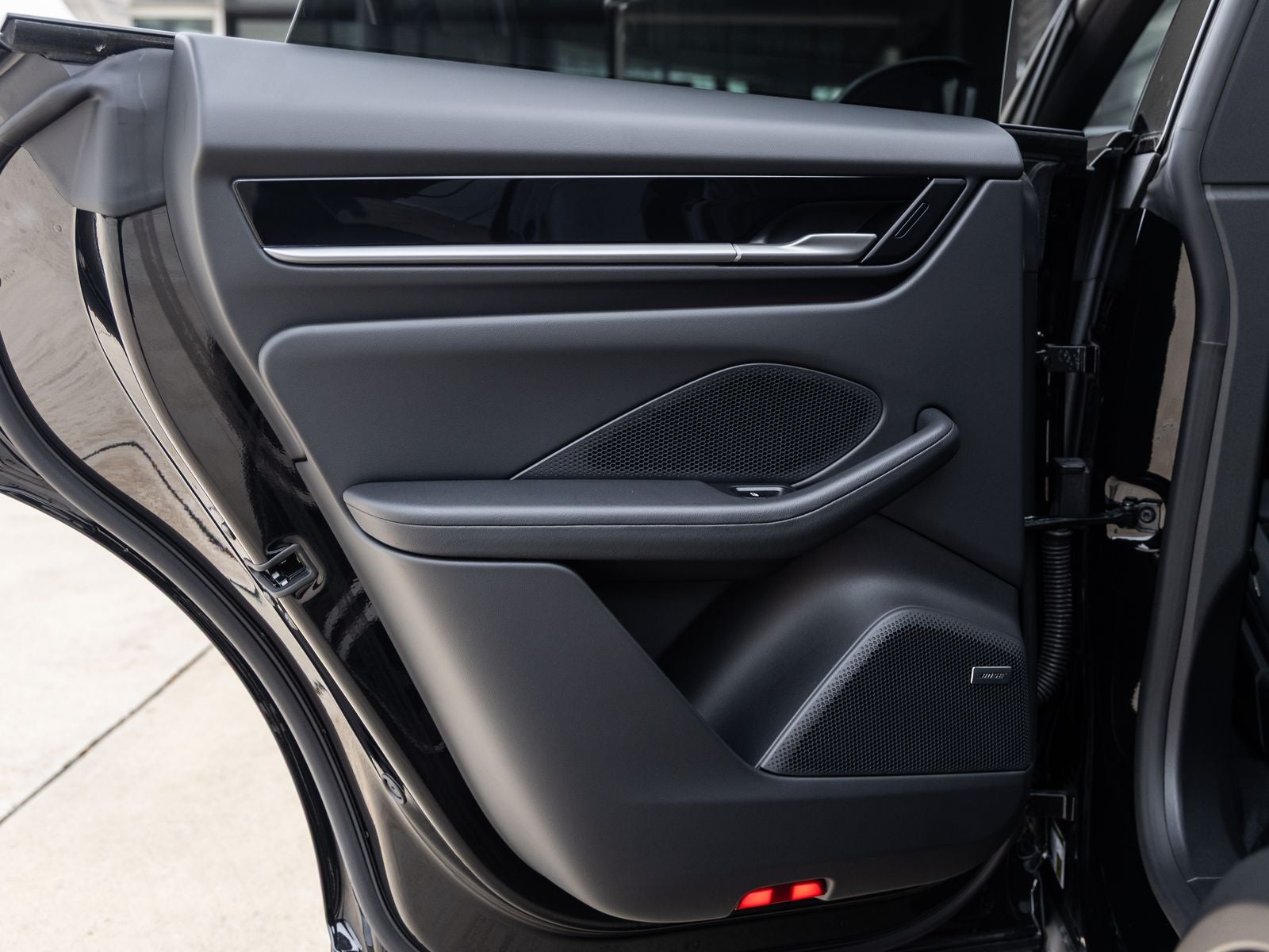 2025 Porsche Macan Electric