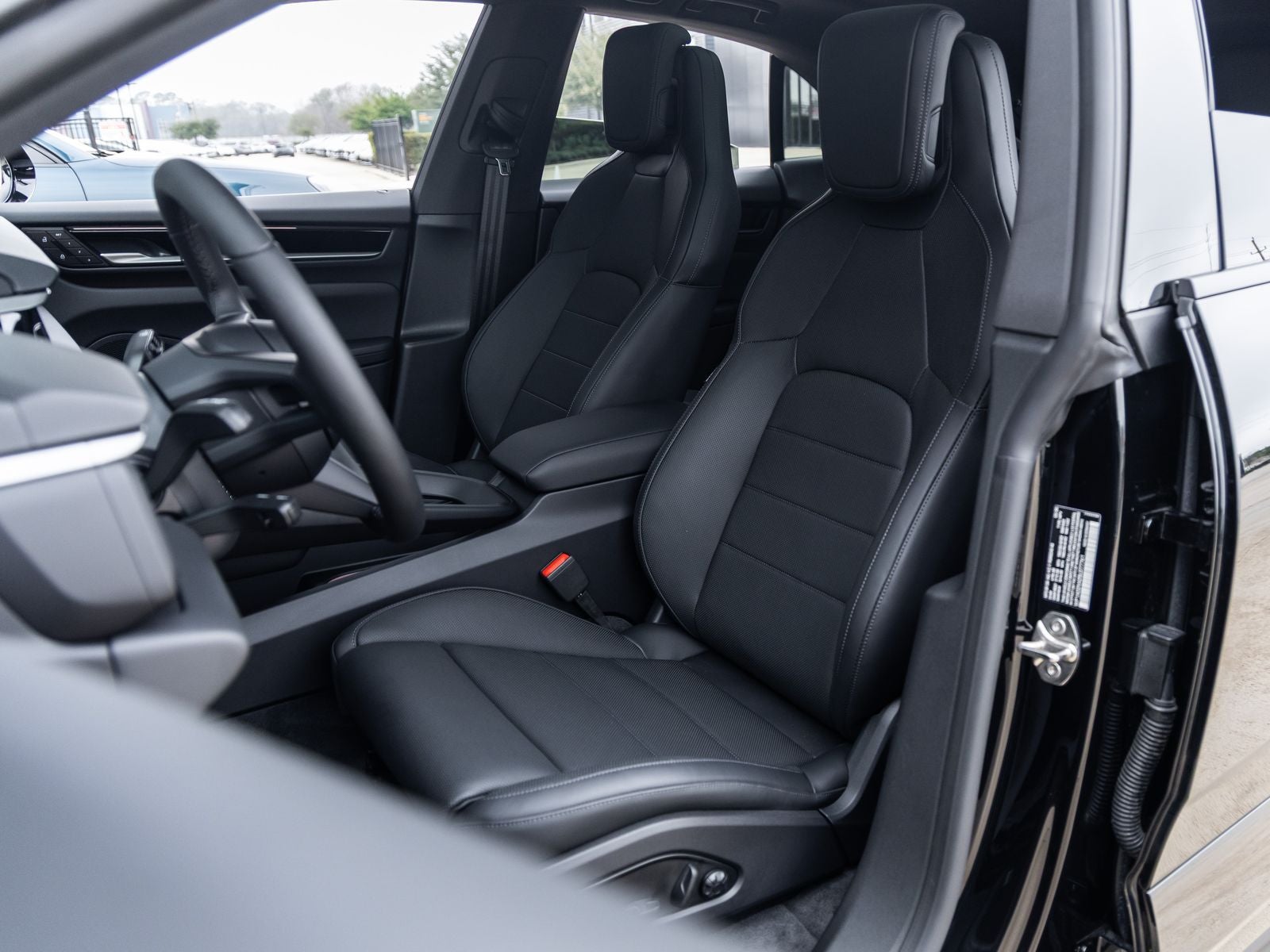 2025 Porsche Macan Electric