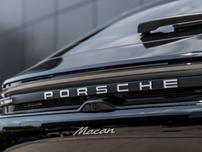 2025 Porsche Macan Electric