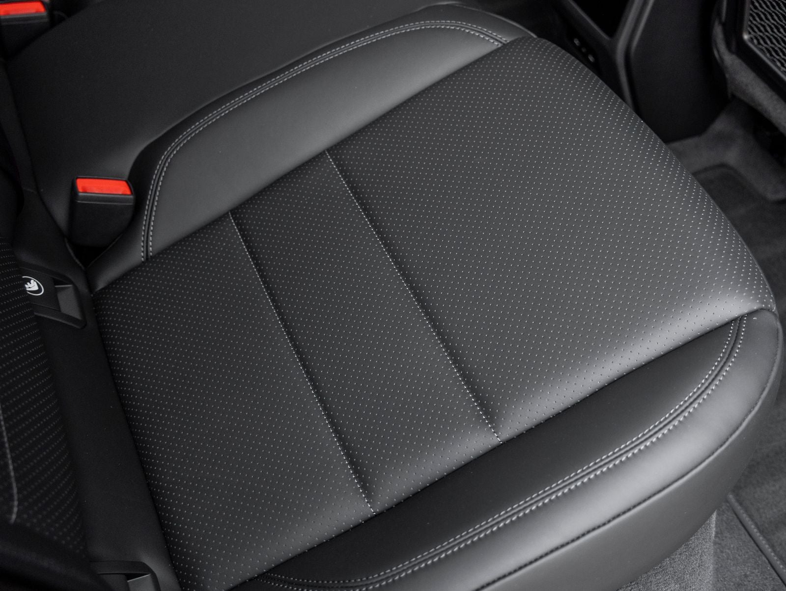 2025 Porsche Macan Electric