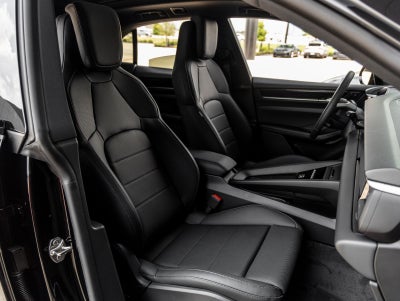 2025 Porsche Macan Electric