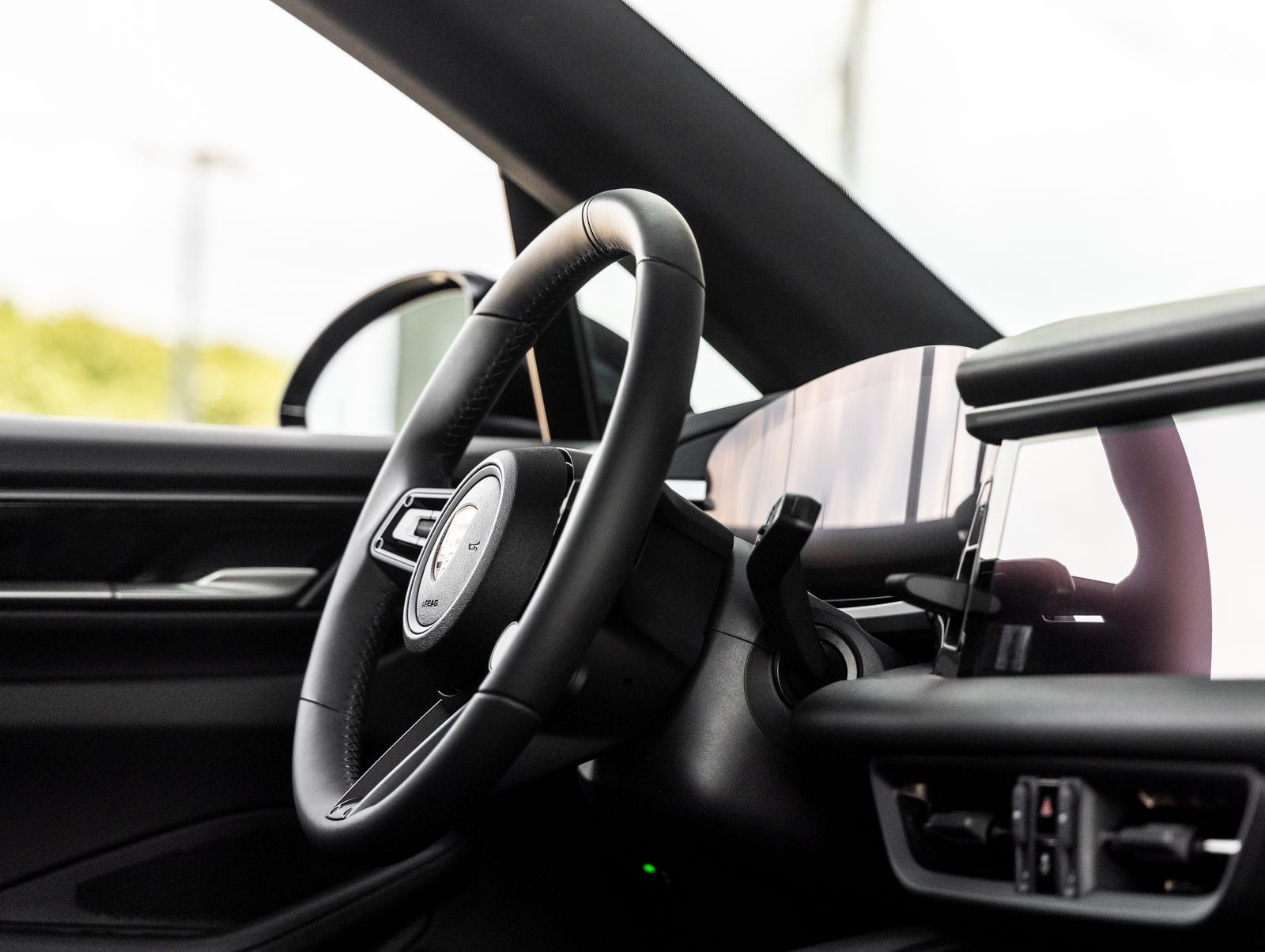 2025 Porsche Macan Electric