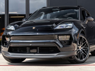2025 Porsche Macan Electric