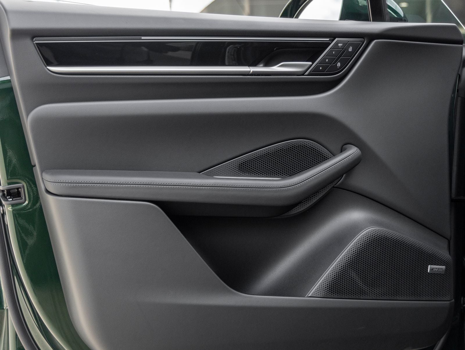 2025 Porsche Macan Electric