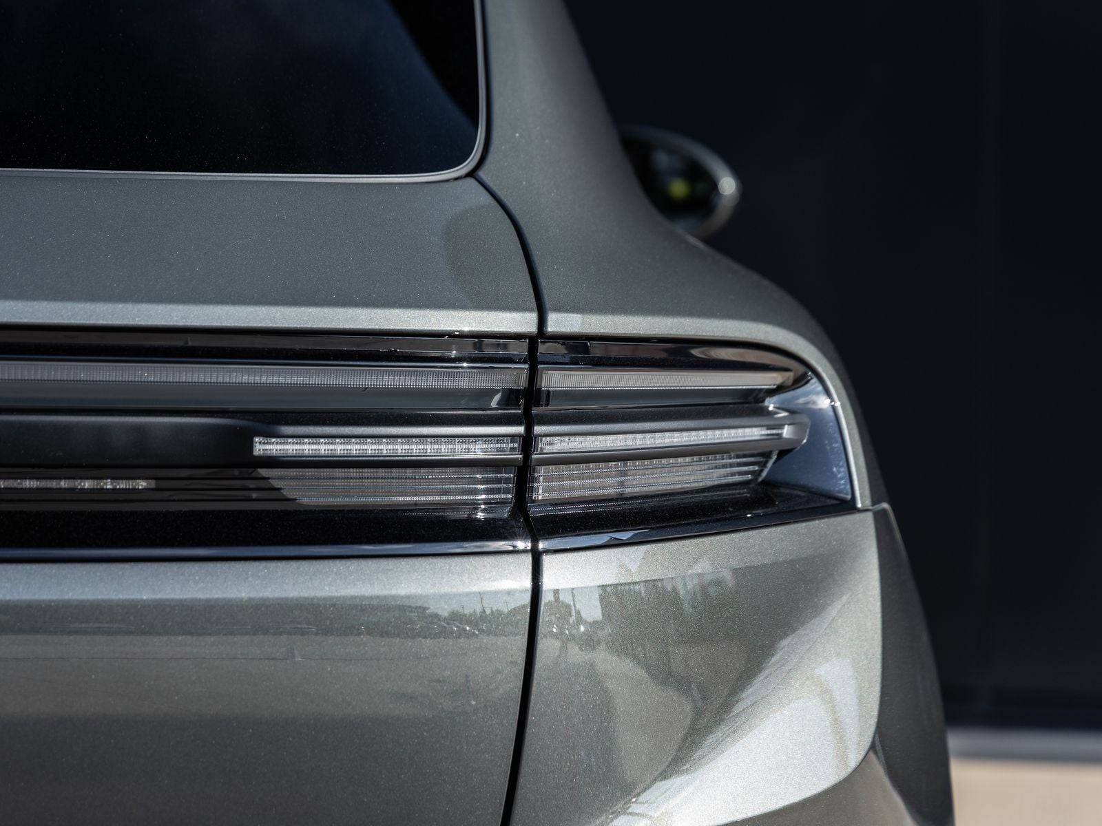 2025 Porsche Macan Electric