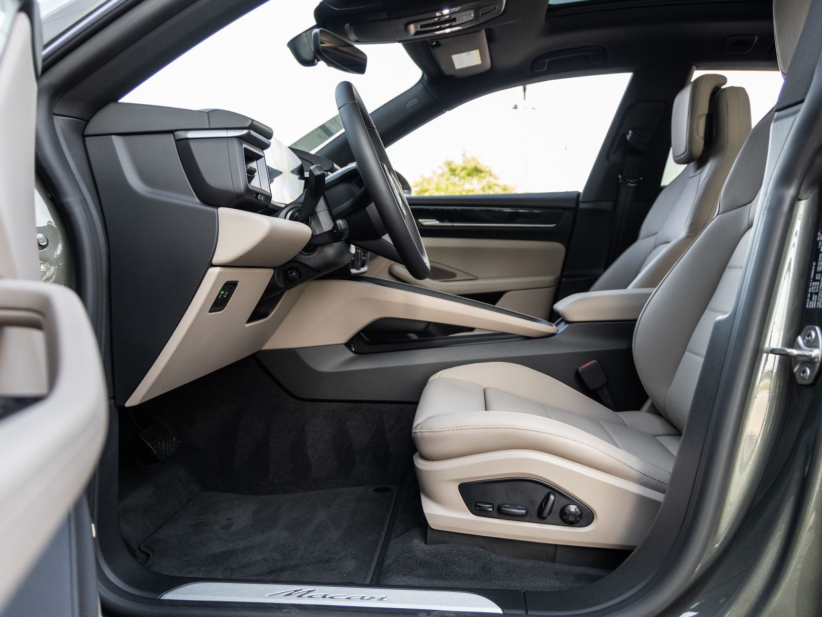 2025 Porsche Macan Electric