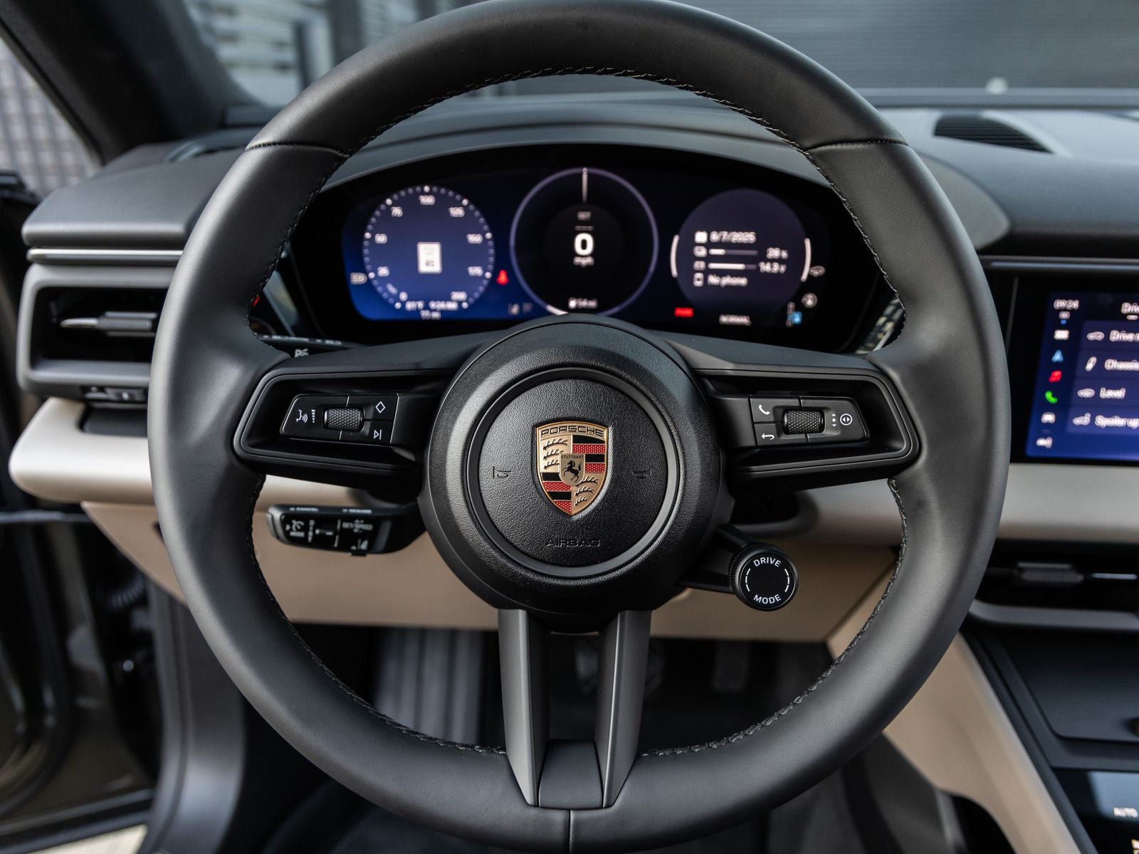 2025 Porsche Macan Electric