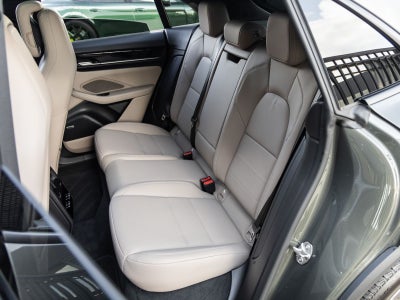 2025 Porsche Macan Electric