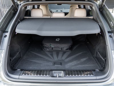 2025 Porsche Macan Electric