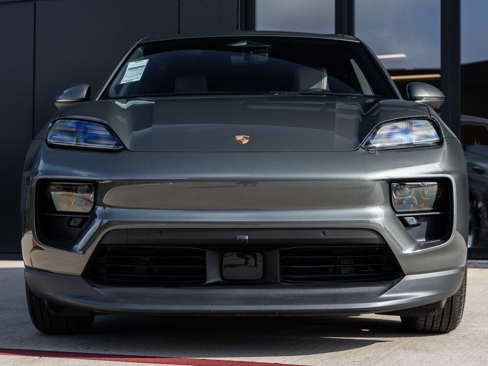 2025 Porsche Macan Electric