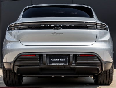 2025 Porsche Macan Electric
