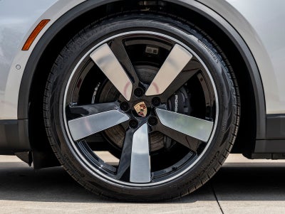 2025 Porsche Macan Electric