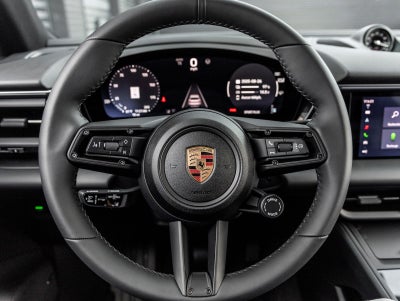 2025 Porsche Macan Electric