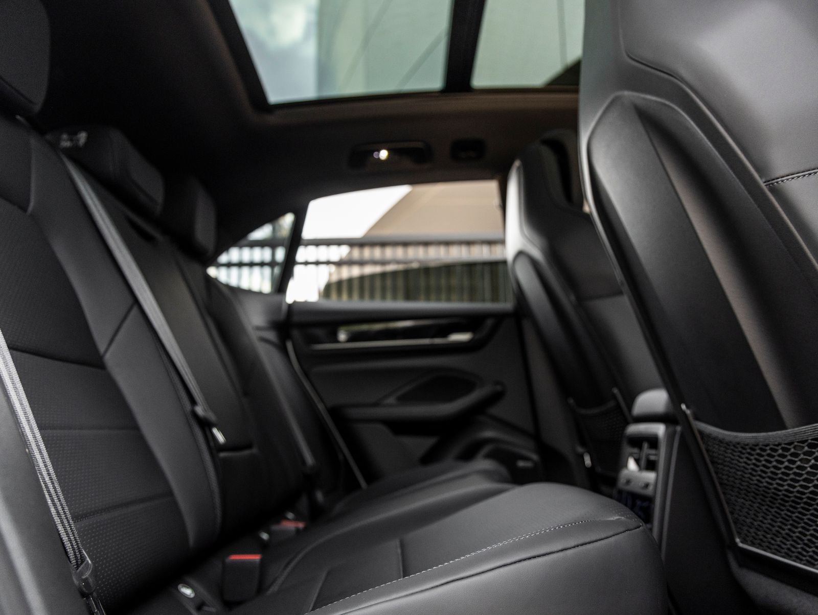 2025 Porsche Macan Electric