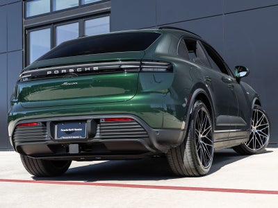 2025 Porsche Macan Macan Electric