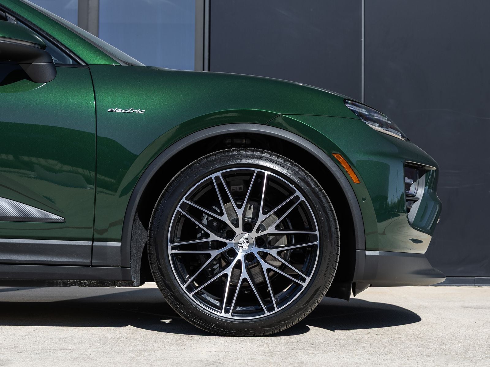 2025 Porsche Macan Macan Electric