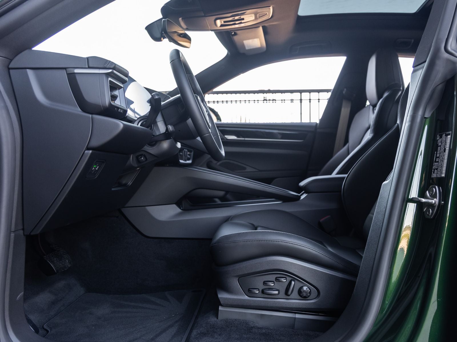 2025 Porsche Macan Macan Electric