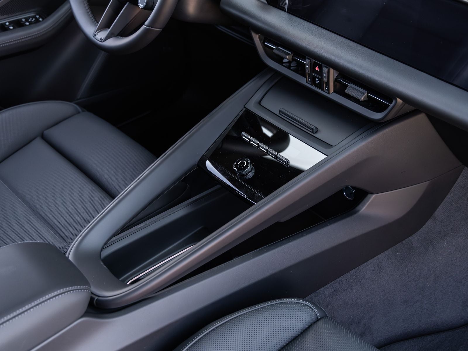 2025 Porsche Macan Macan Electric