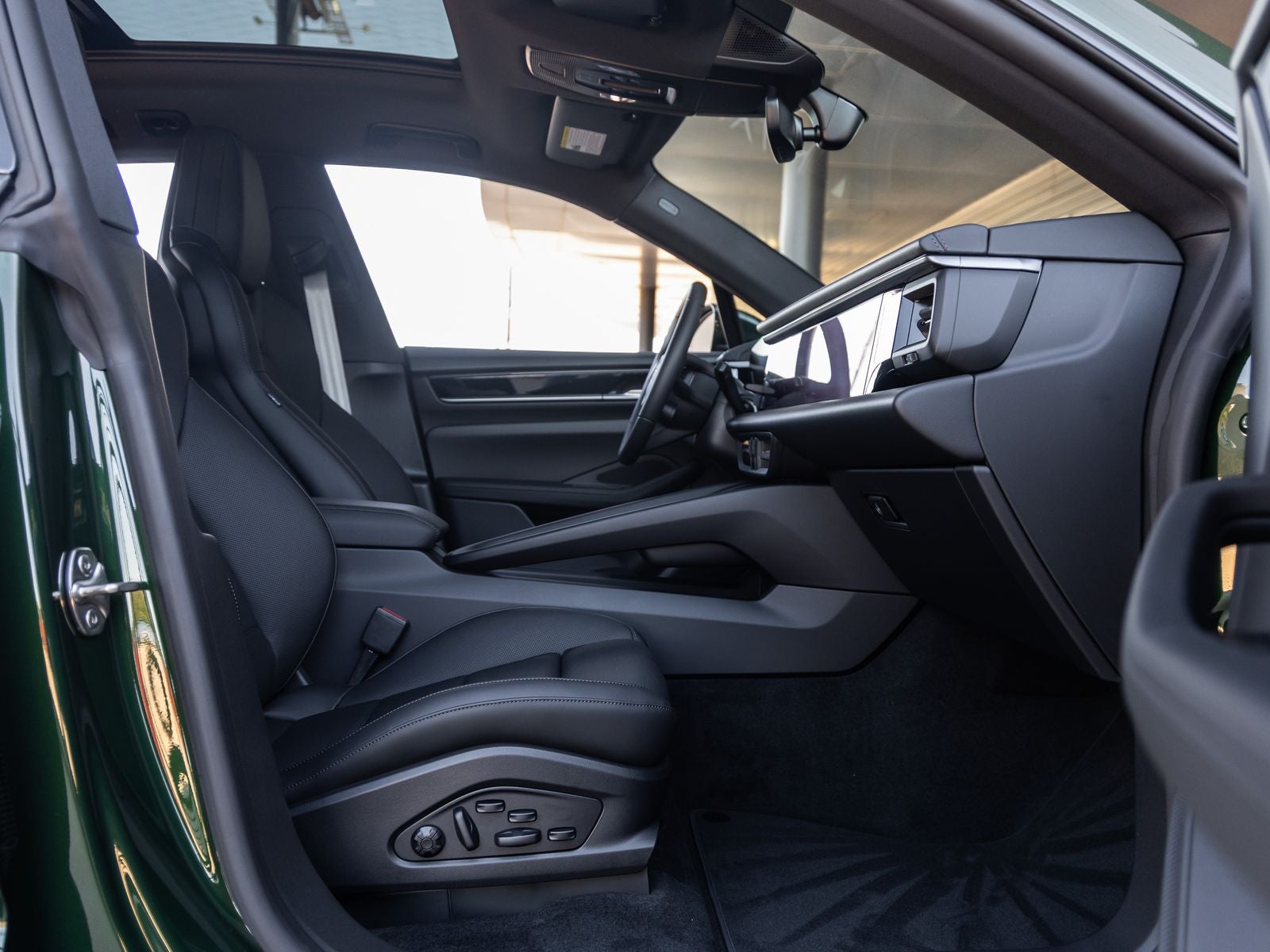 2025 Porsche Macan Macan Electric