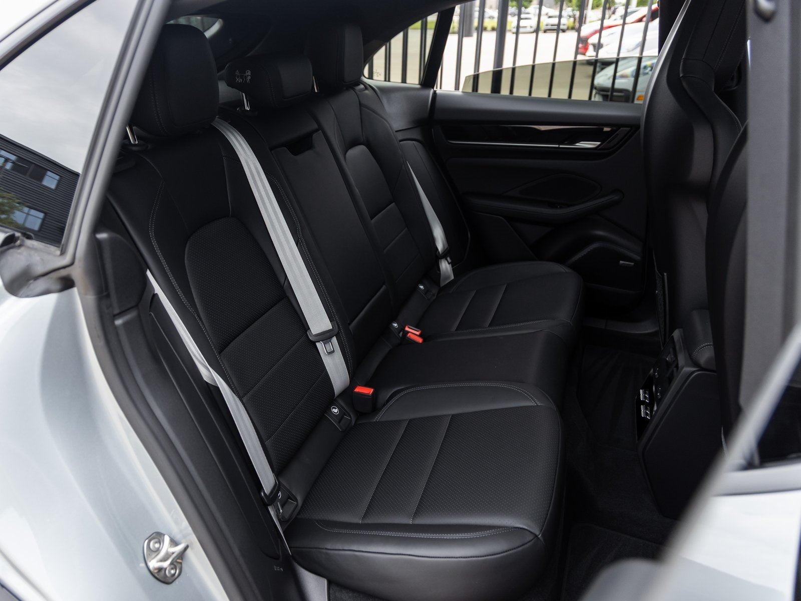 2025 Porsche Macan Electric Macan Electric