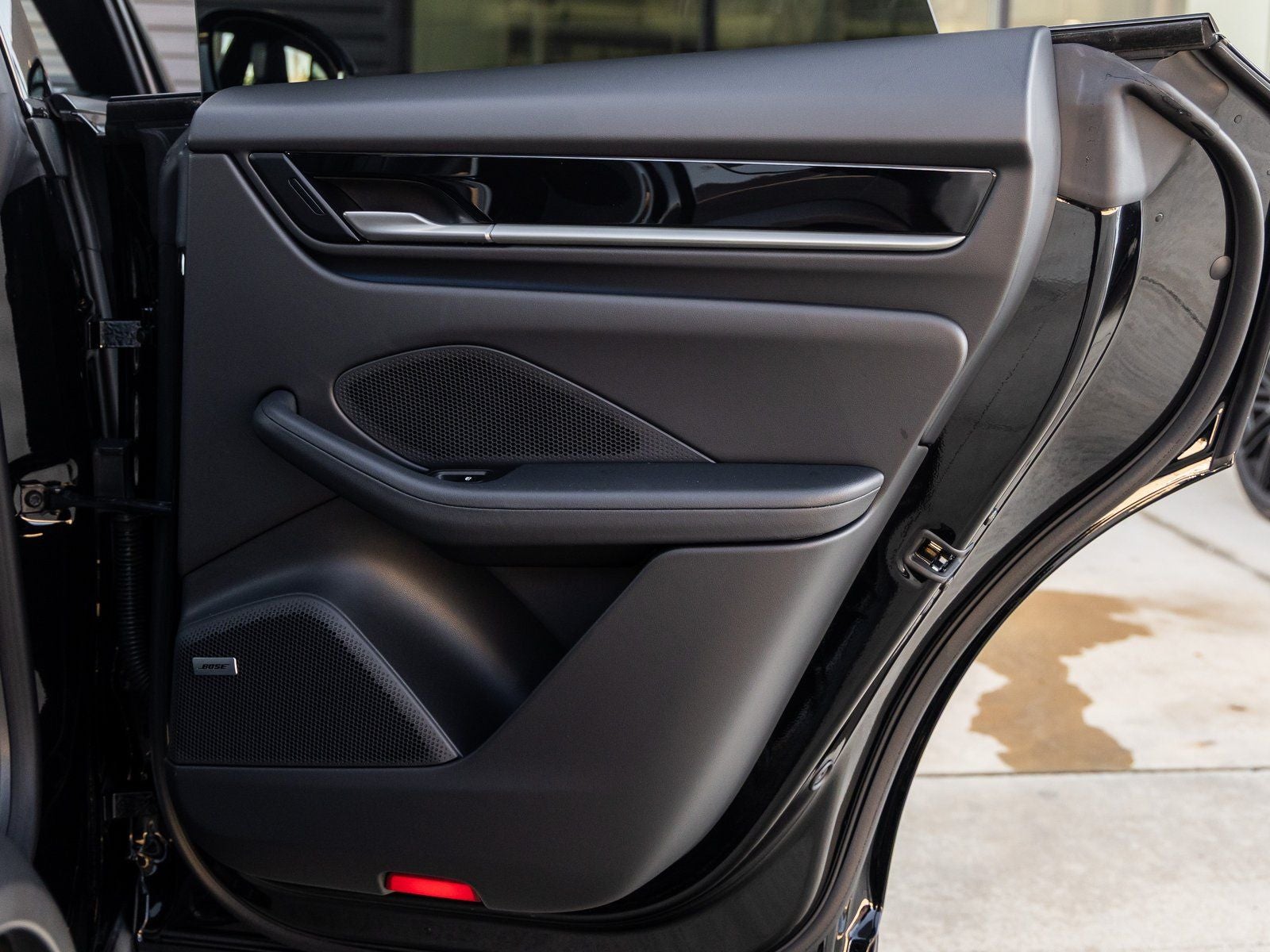 2025 Porsche Macan Electric Macan Electric