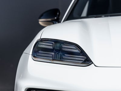 2025 Porsche Macan Electric