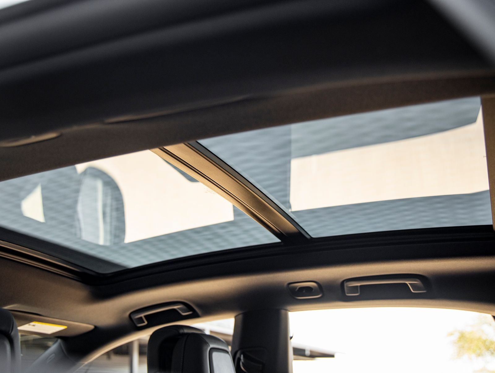 2025 Porsche Macan Electric