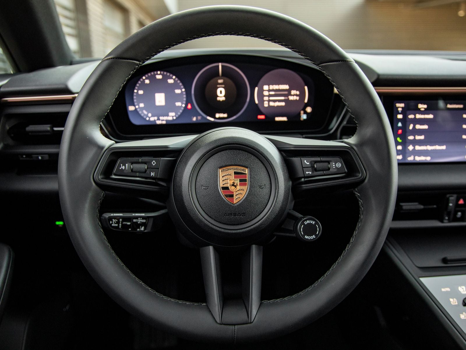 2025 Porsche Macan Electric