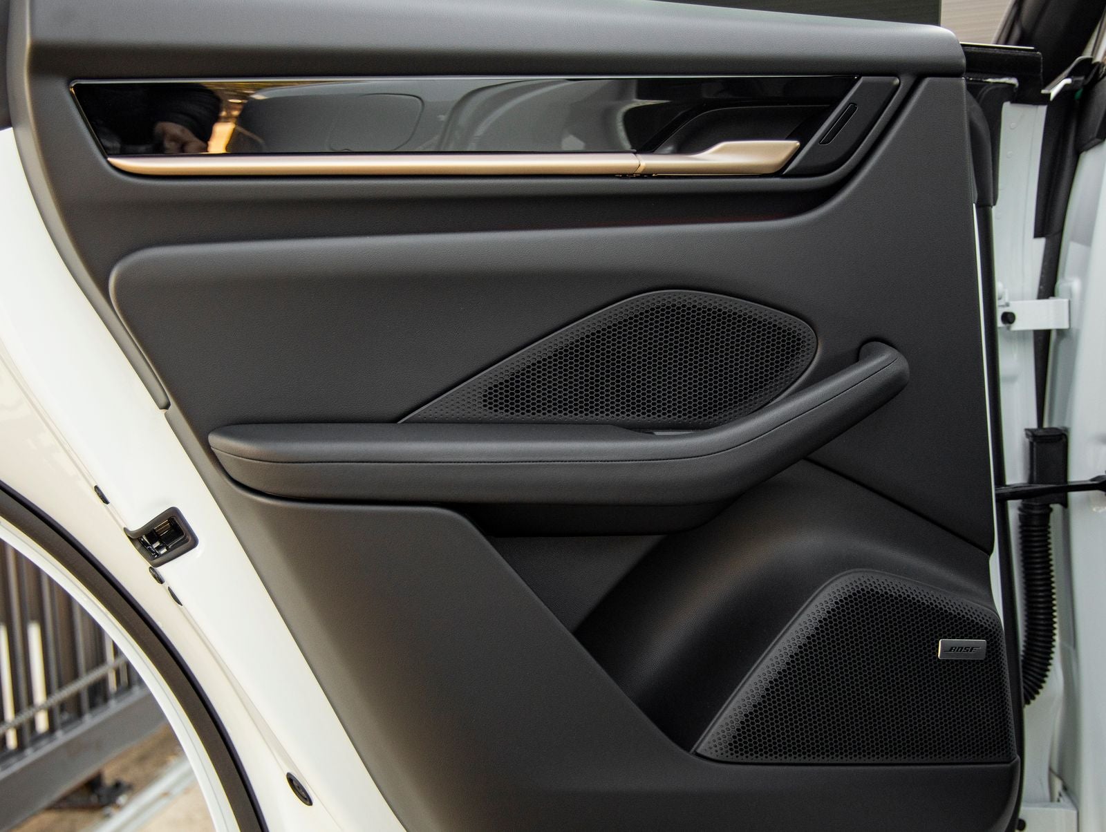 2025 Porsche Macan Electric