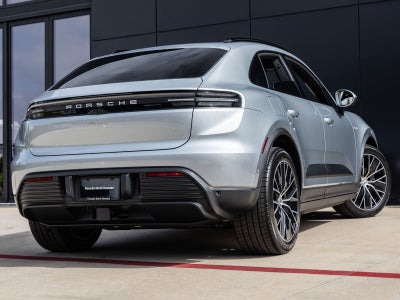2025 Porsche Macan Electric