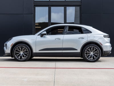 2025 Porsche Macan Electric