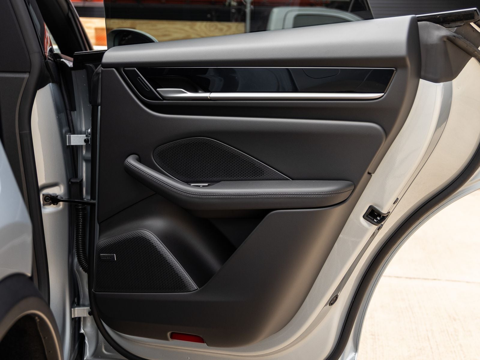 2025 Porsche Macan Electric