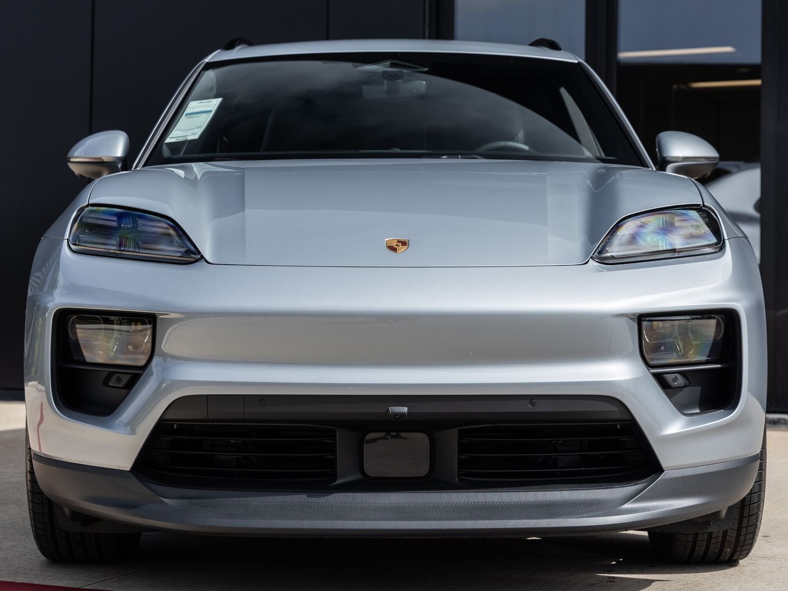 2025 Porsche Macan Electric