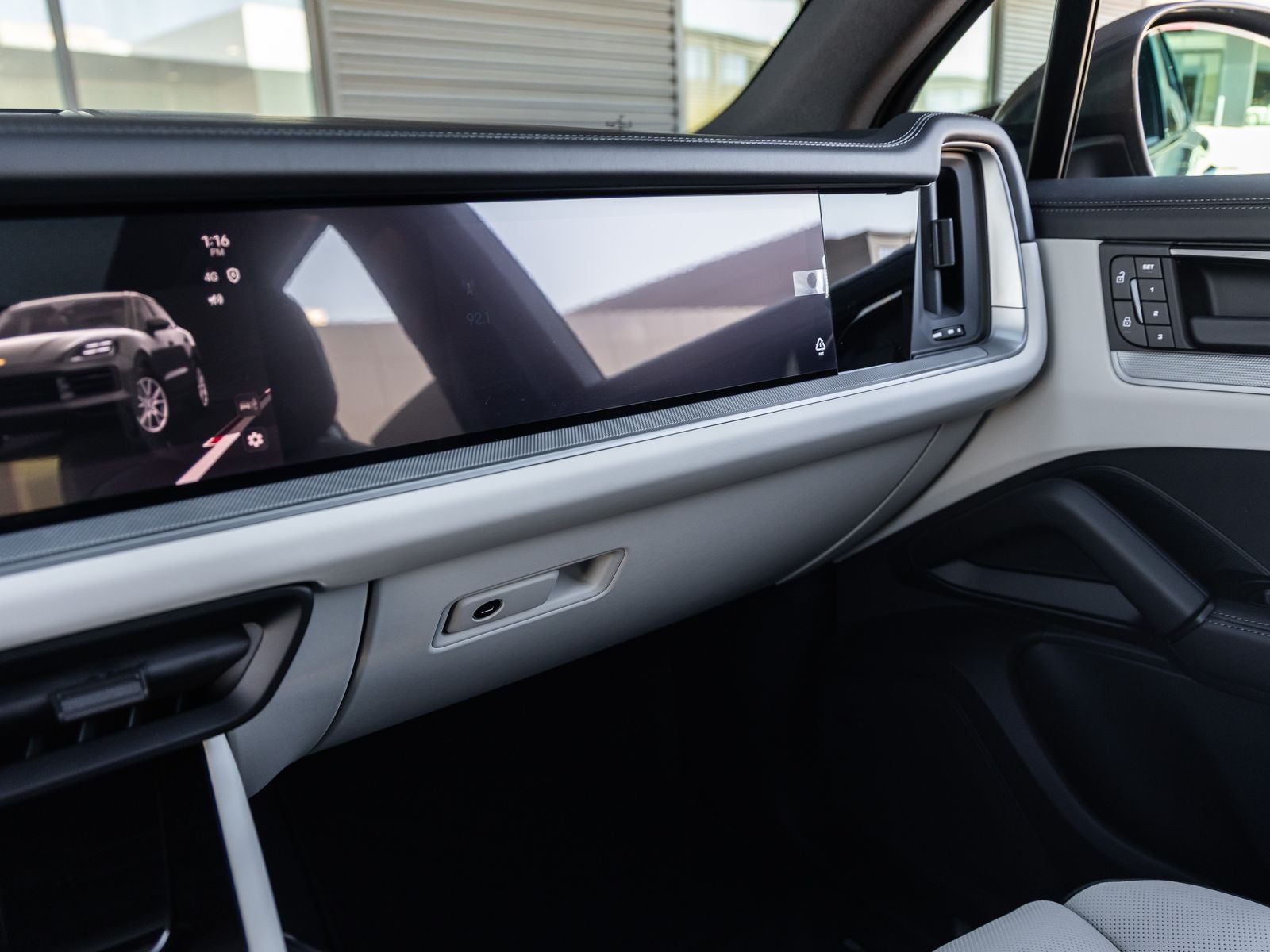 2026 Porsche Cayenne Cayenne E-Hybrid