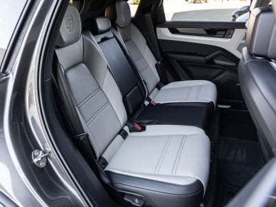 2026 Porsche Cayenne Cayenne E-Hybrid