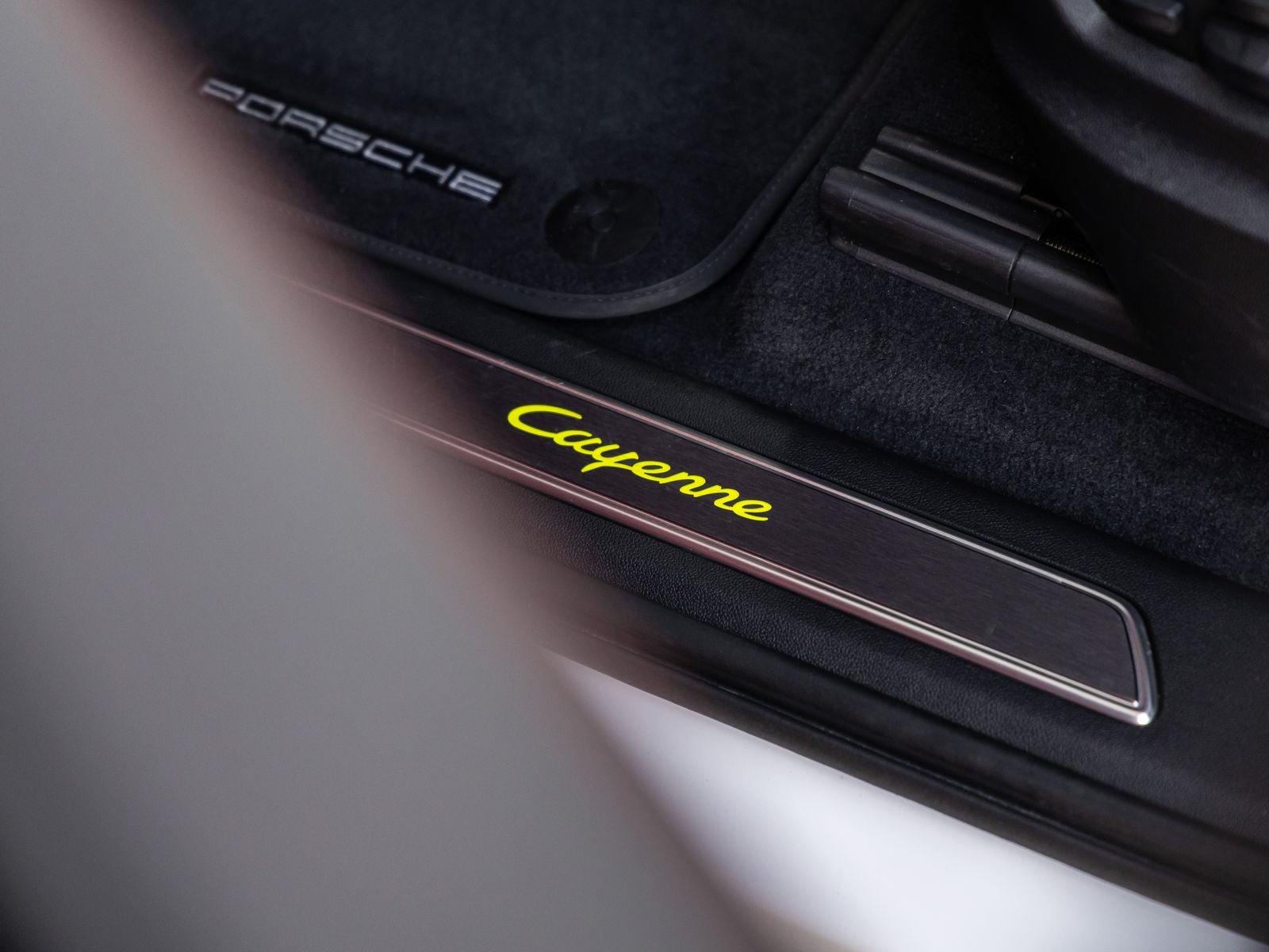 2023 Porsche Cayenne Cayenne E-Hybrid