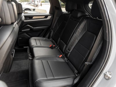 2024 Porsche Cayenne E-Hybrid
