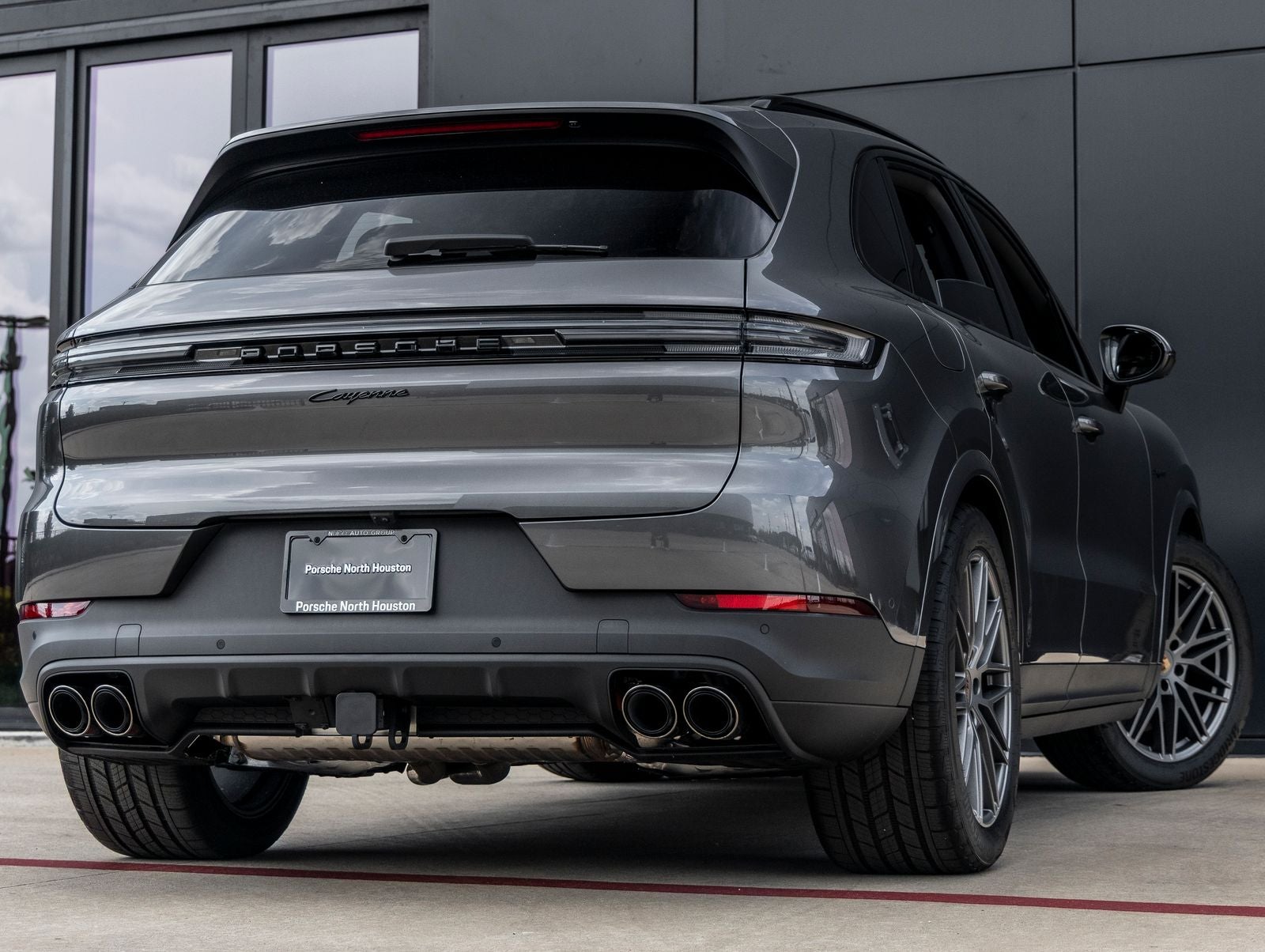2025 Porsche Cayenne E-Hybrid